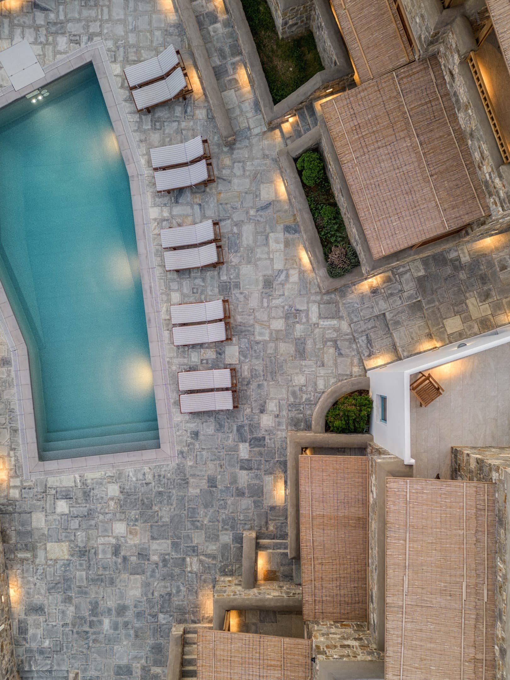 properties-GALAZIOSER-1.jpg