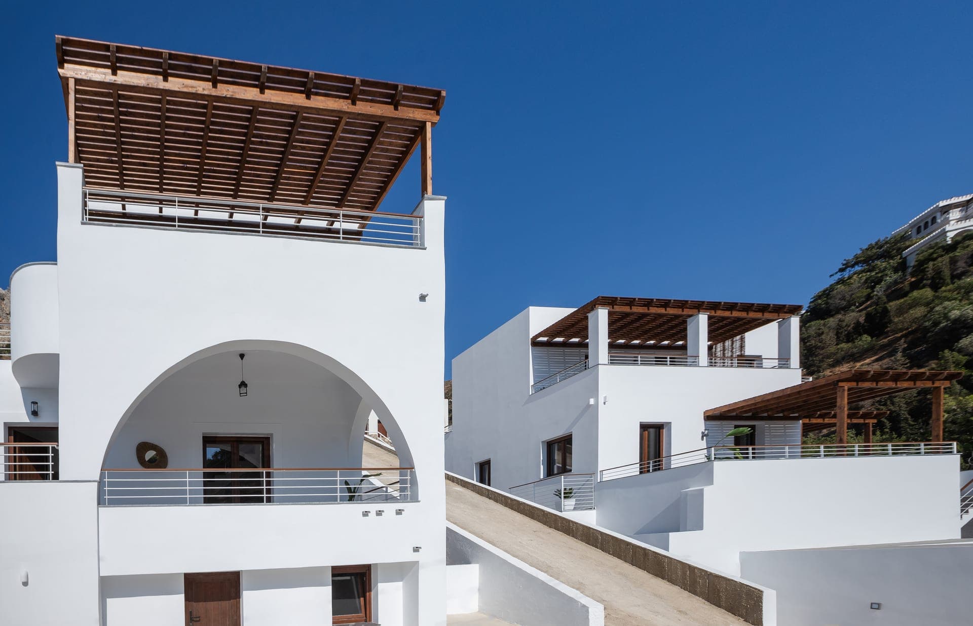 properties-GALMALUX-1.jpg