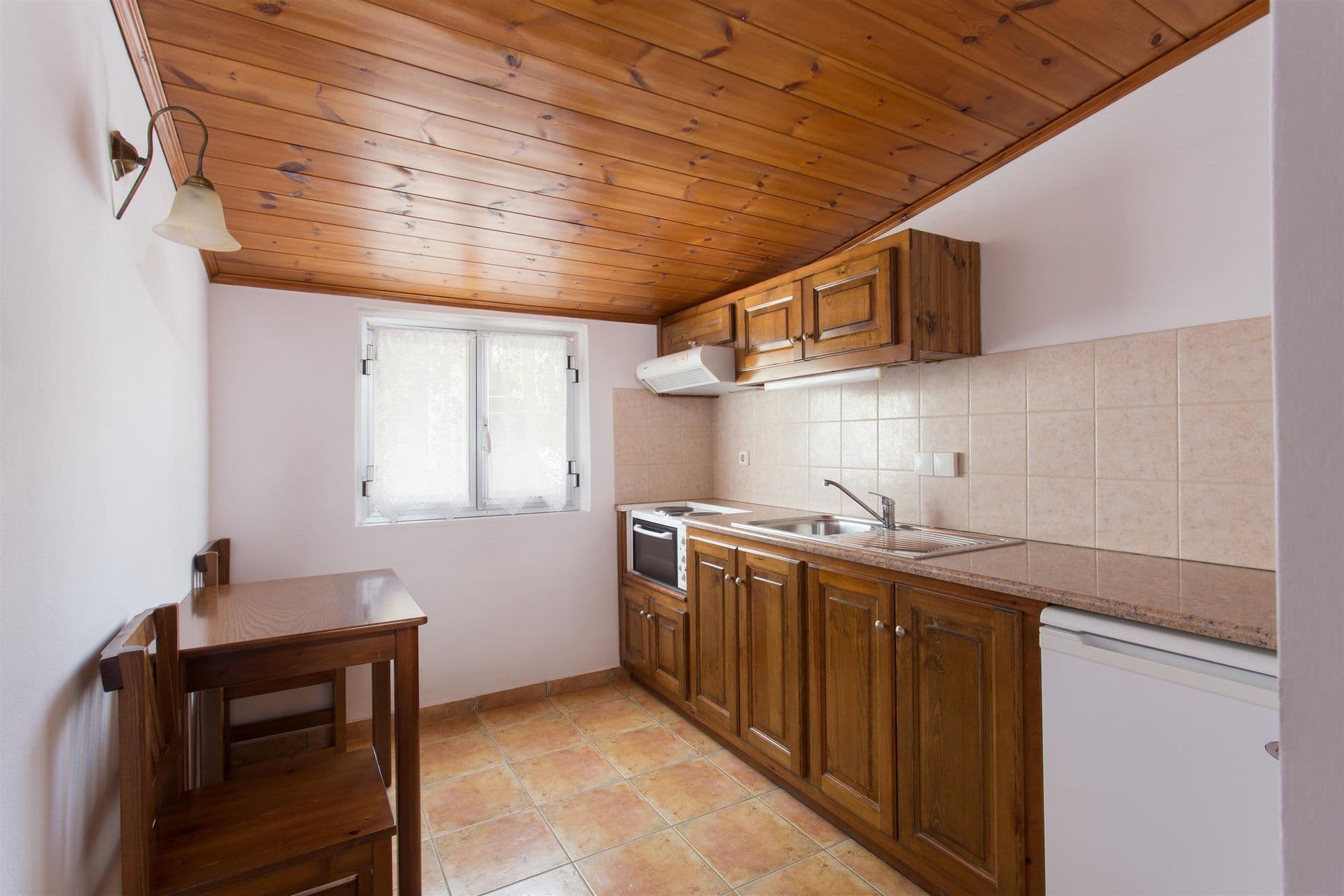 properties-GEORGIAHOU-1.jpg