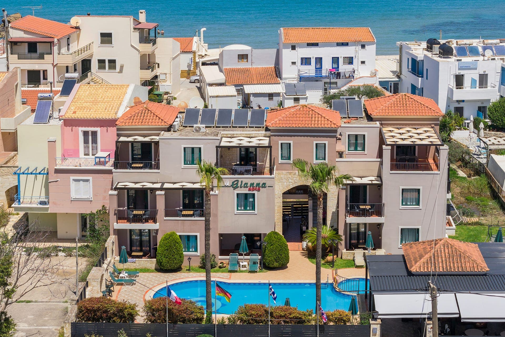 properties-GIANNAPTS-0.jpg