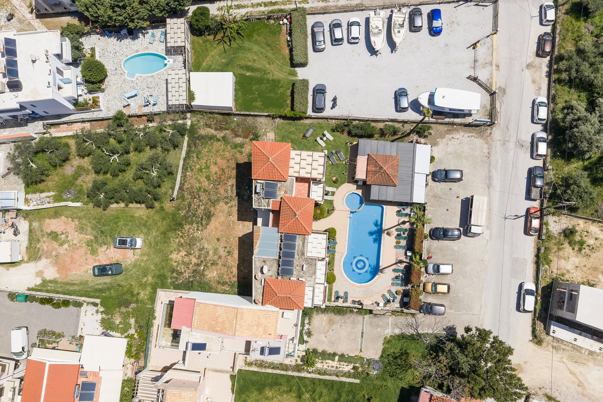 properties-GIANNAPTS-2.jpg