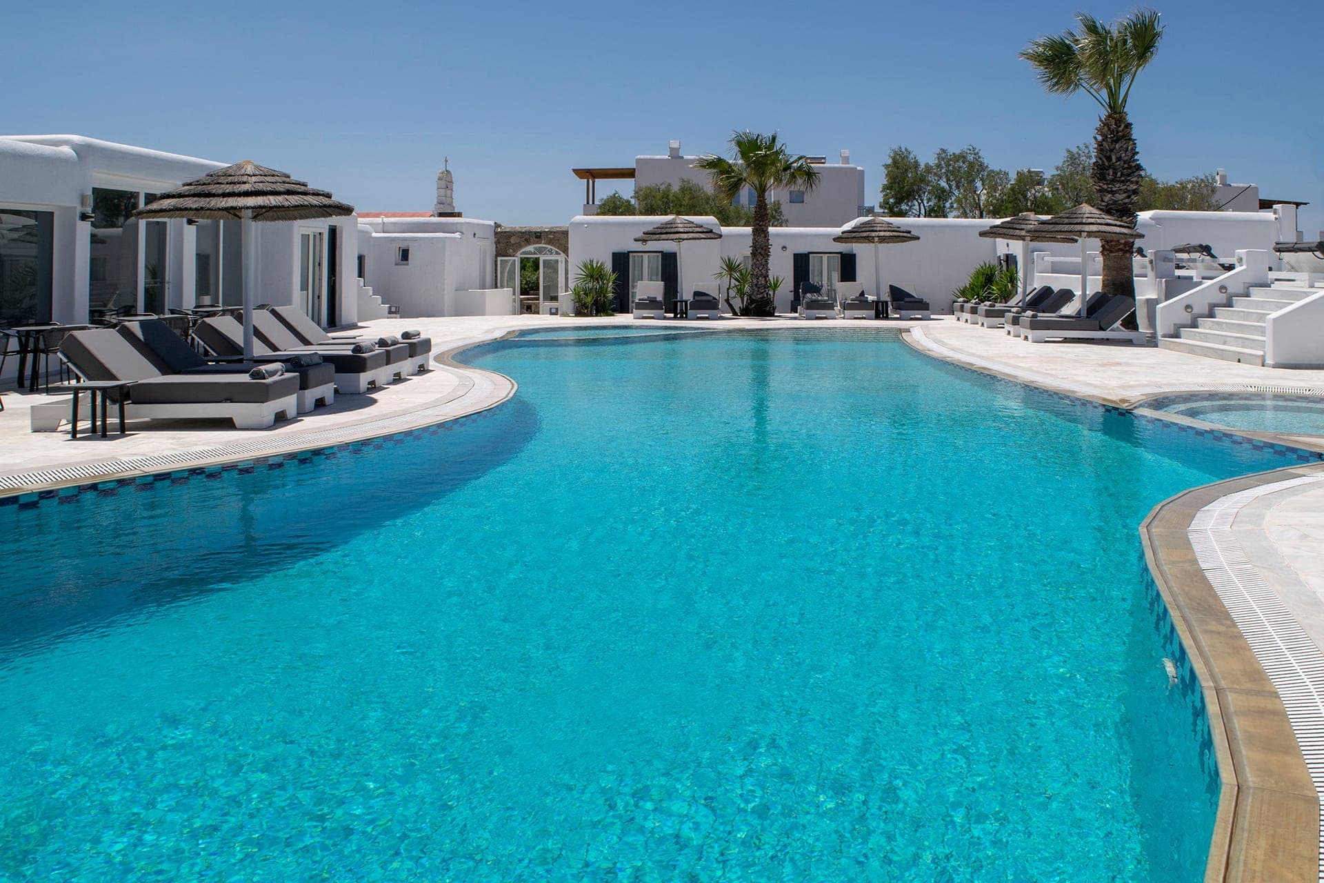 properties-GIANNOUL-1.jpg