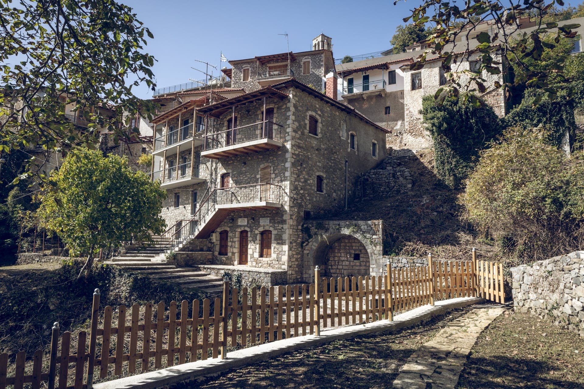 properties-GILERI-0.jpg