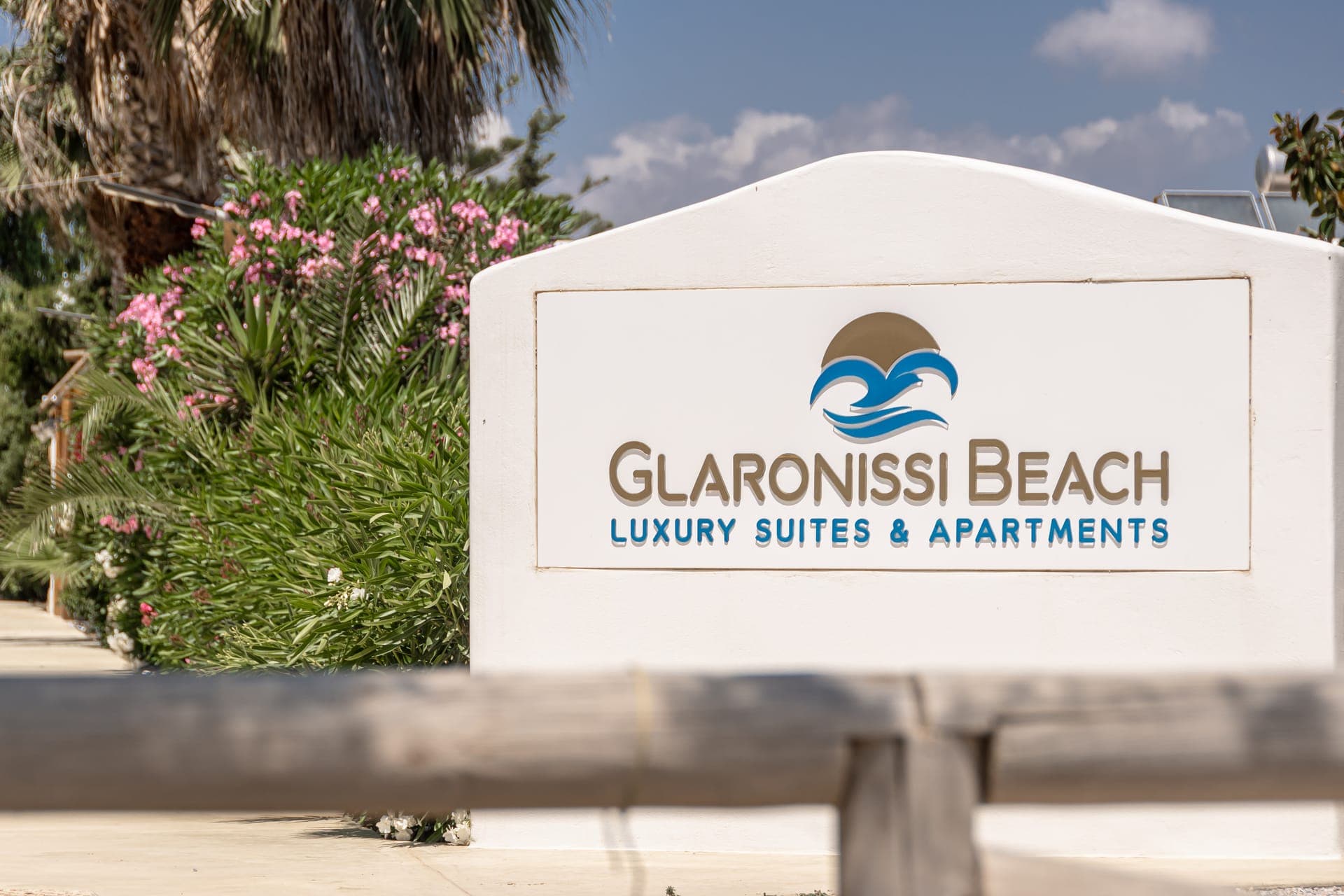 properties-GLARONISSI-1.jpg