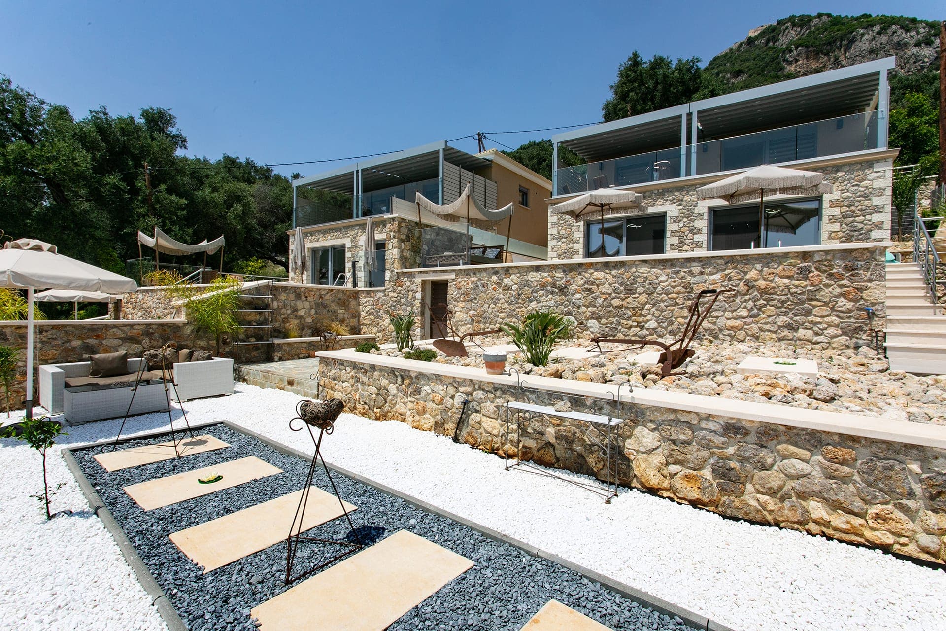 properties-GOLDENEYE-0.jpg