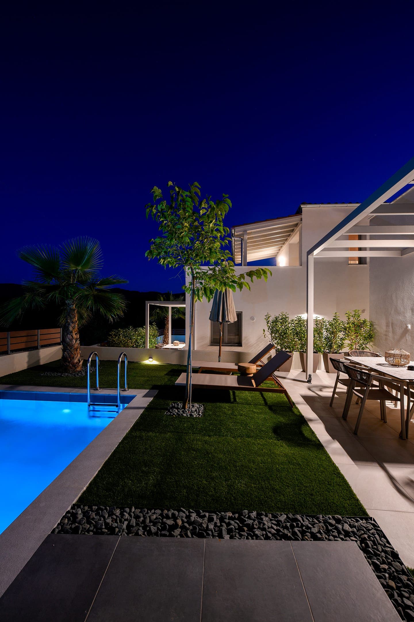 properties-GOLDENGAIA-1.jpg