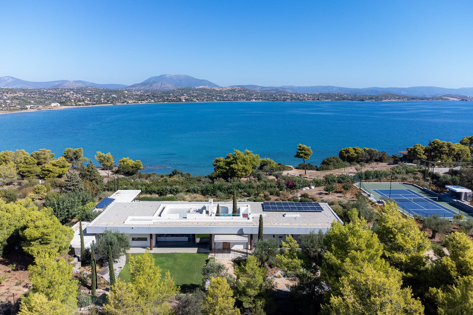 properties-GOLDENLAND-1.jpg