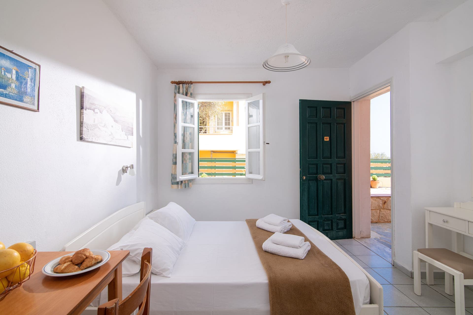 properties-GOLDENVAL-1.jpg