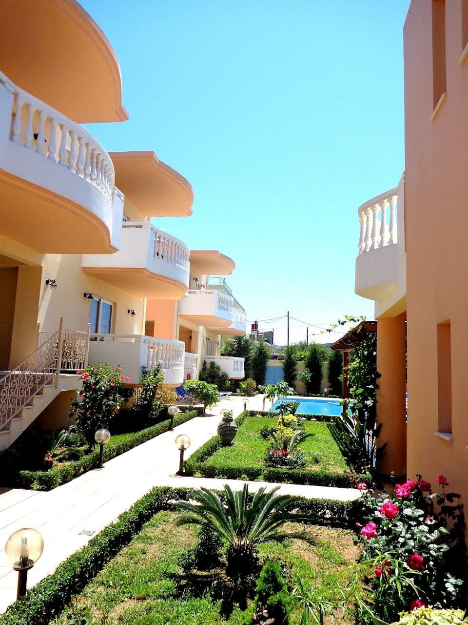 properties-GOLDROSE-2.jpg
