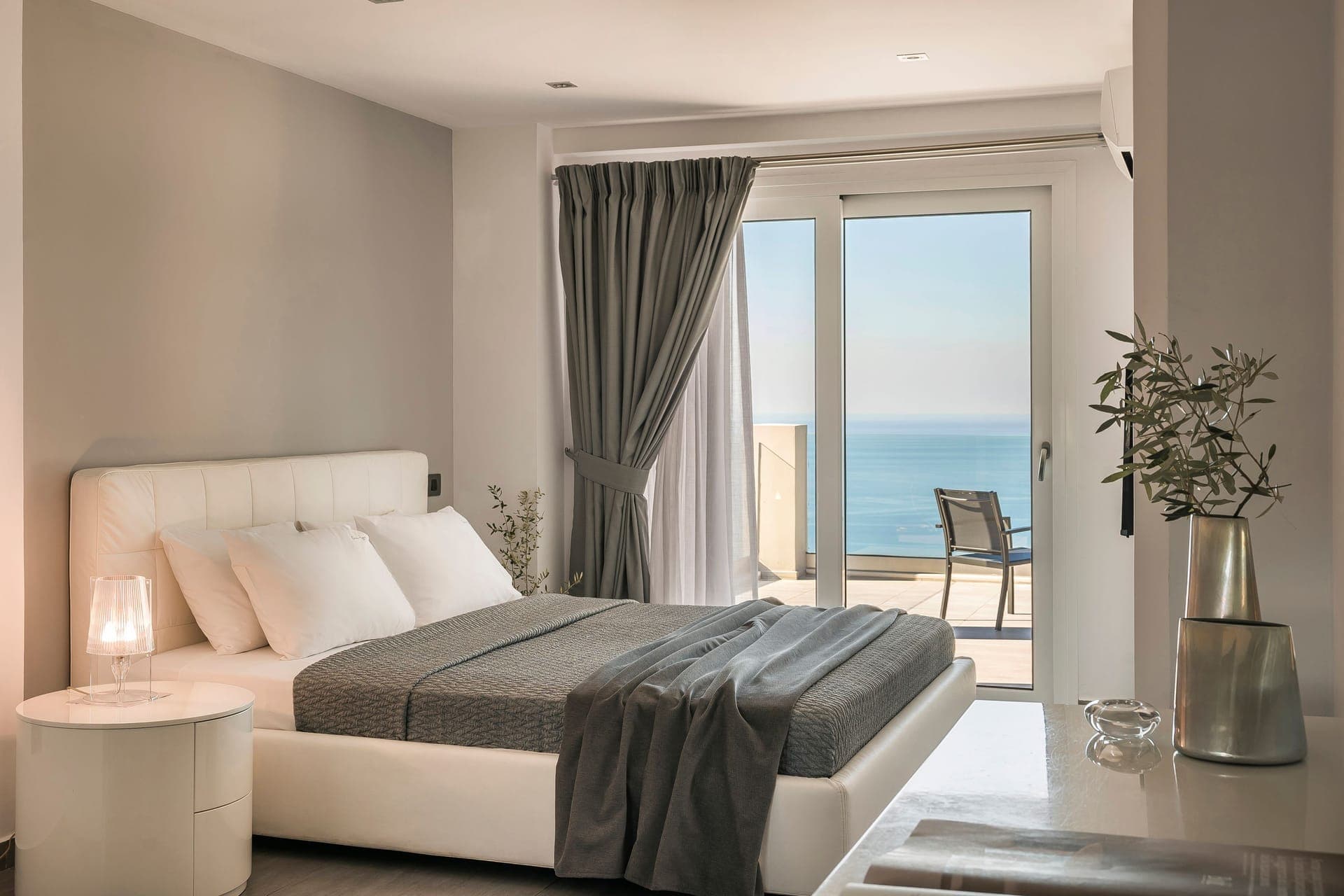 properties-GRANDAZZUR-1.jpg