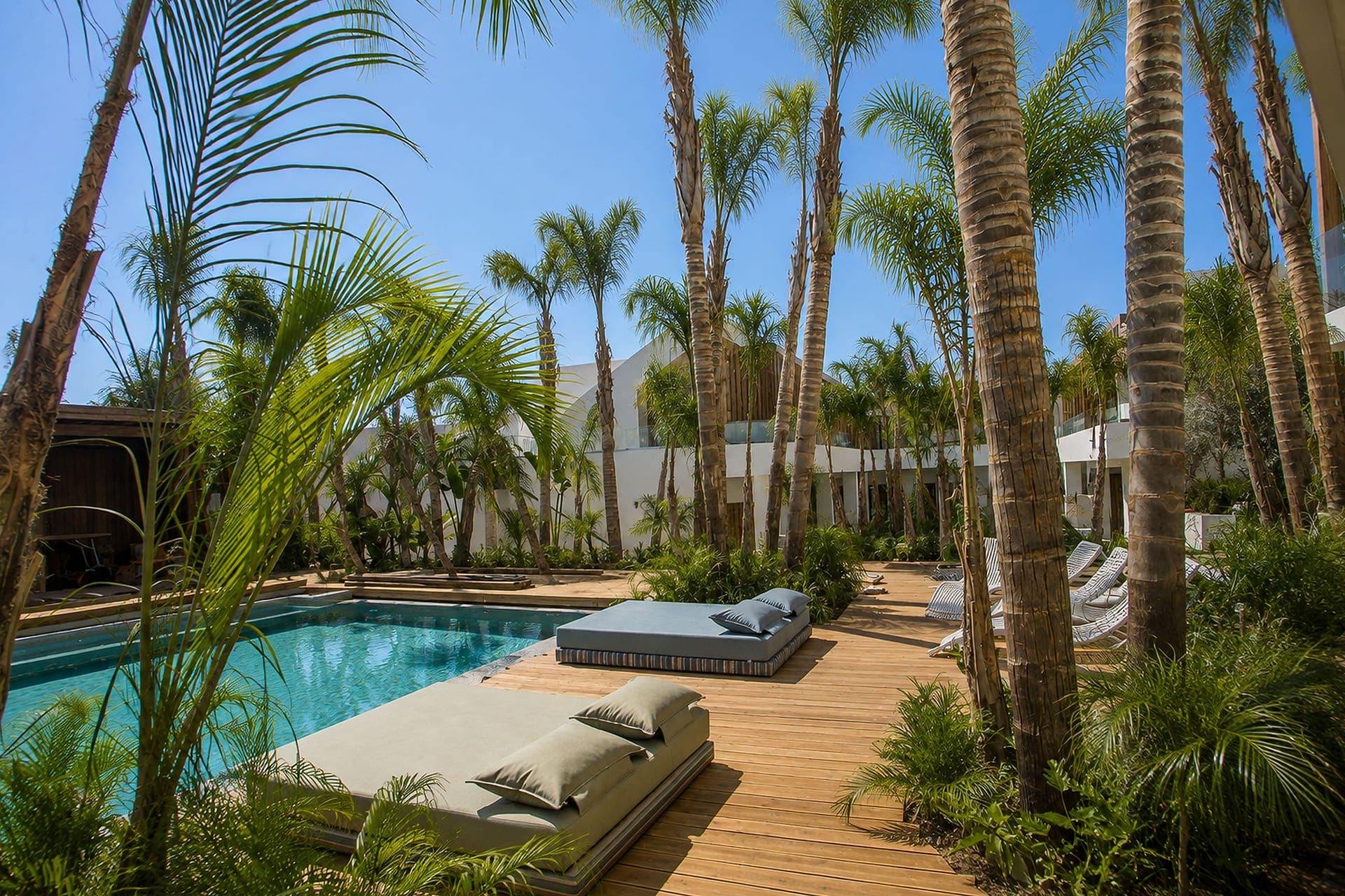 properties-GRECALESR-1.jpg