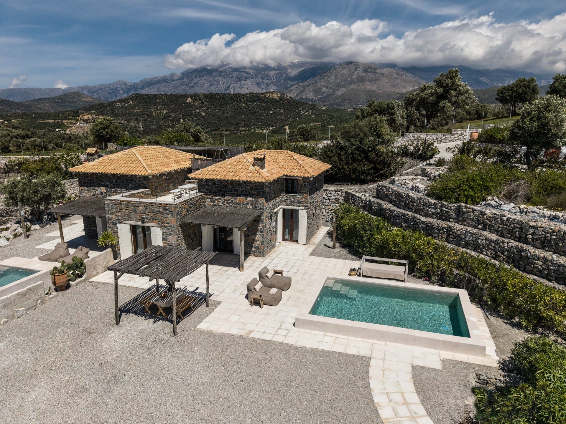 properties-GRECOPALA-3.jpg