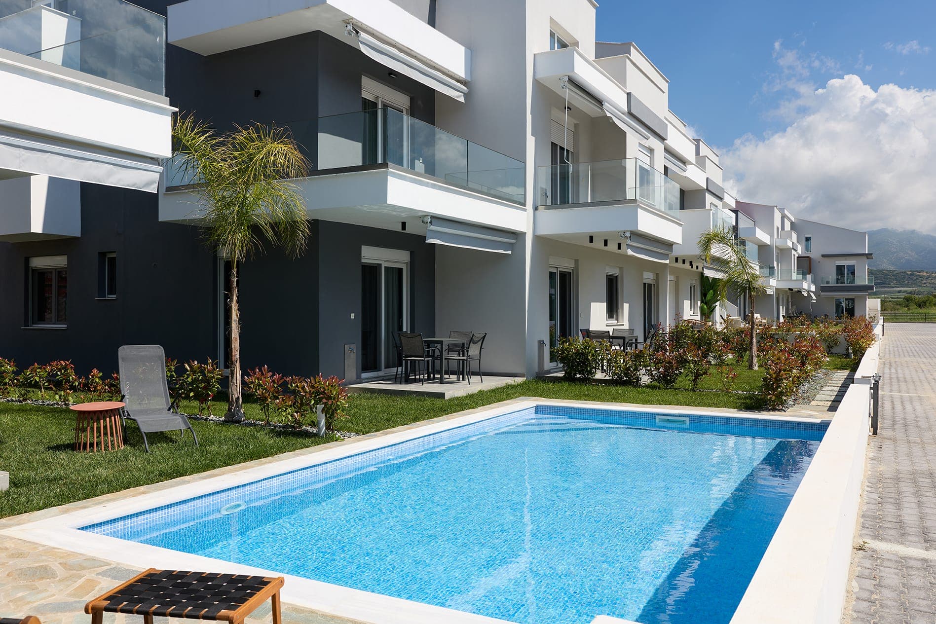 properties-GREENALMON-1.jpg