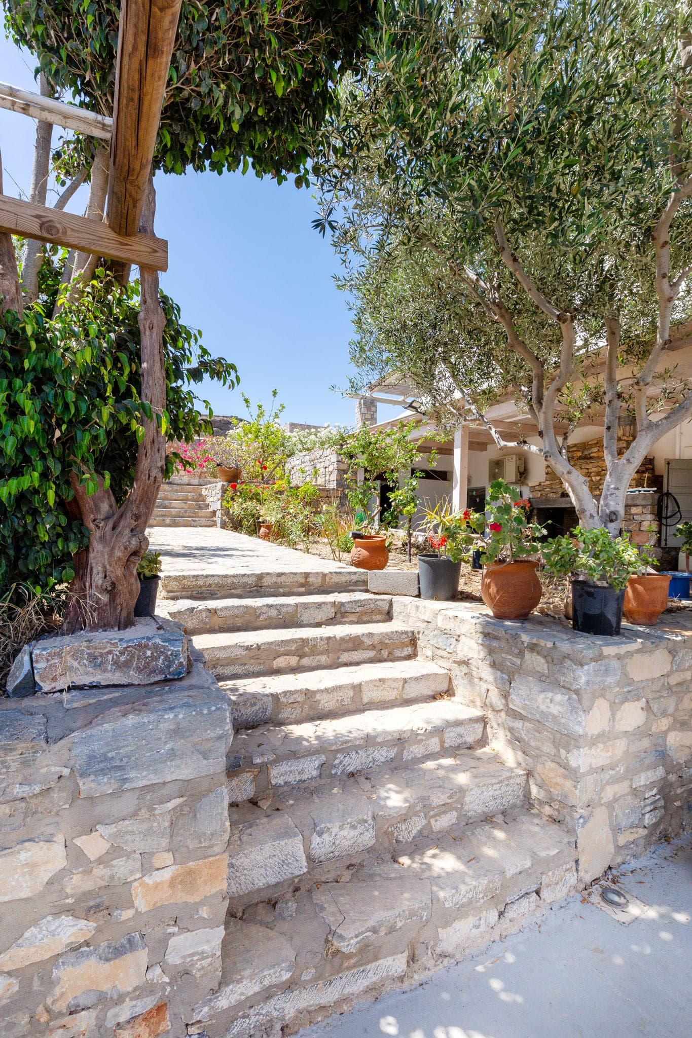 properties-HARAMAHSCH-2.jpg