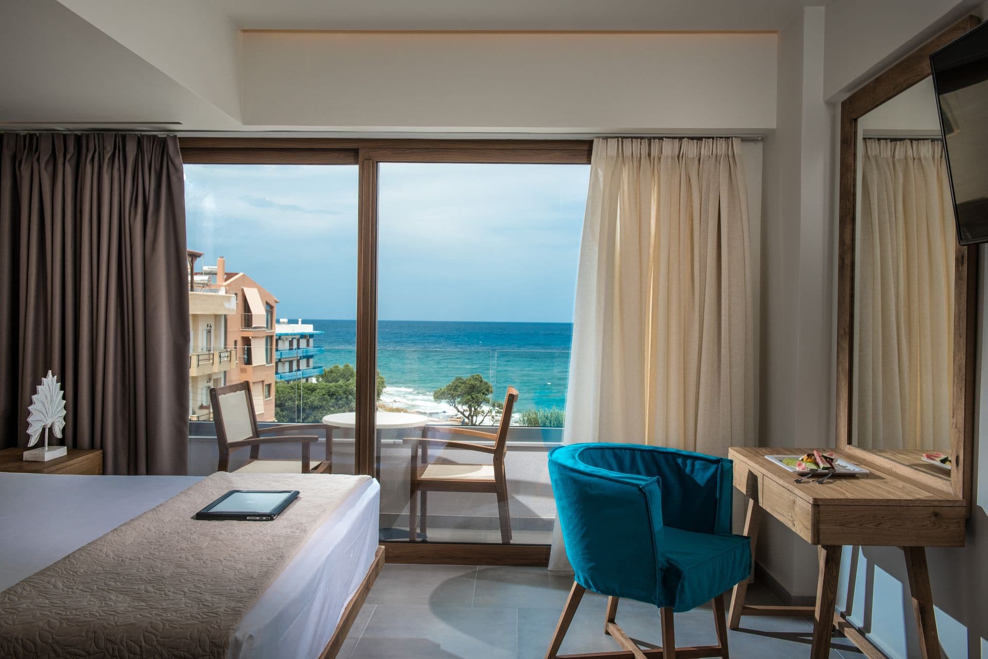 properties-HARMAHOTEL-0.jpg