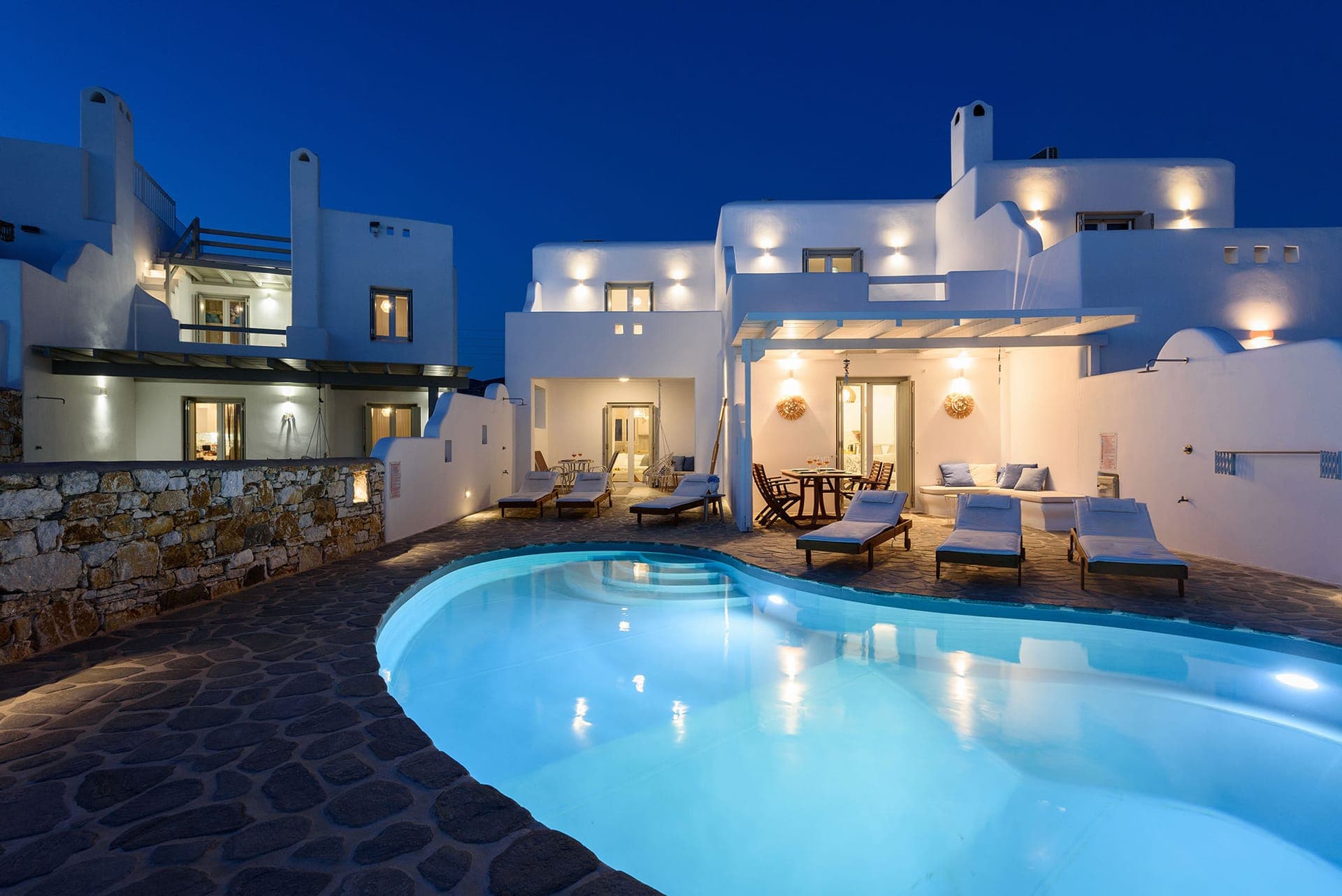 properties-HELENVILLA-2.jpg