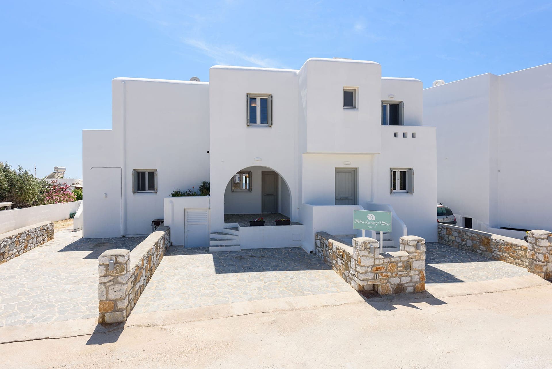properties-HELENVILLA-3.jpg