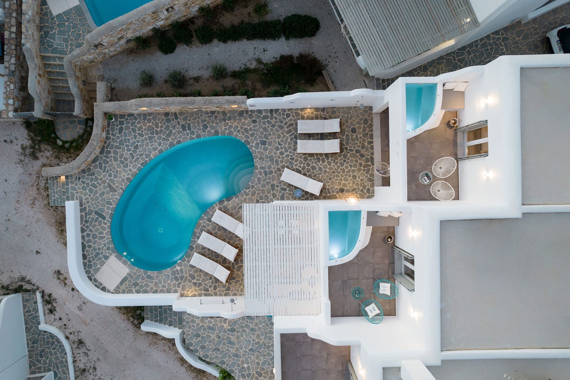 properties-HELENVILLA-4.jpg