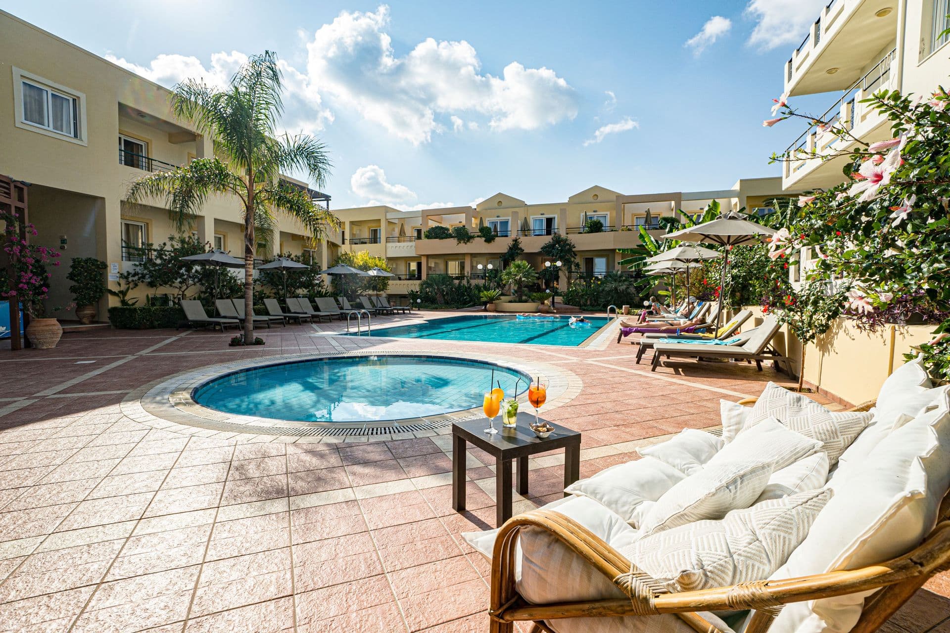 properties-HELIOSAPTS-1.jpg