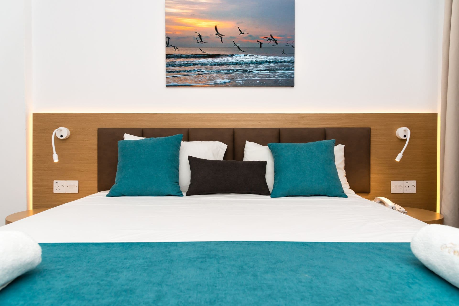 properties-HELIOSBAY-2.jpg