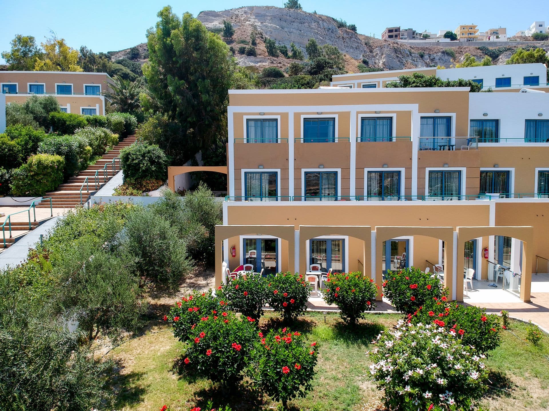 properties-HERMESHKOS-2.jpg