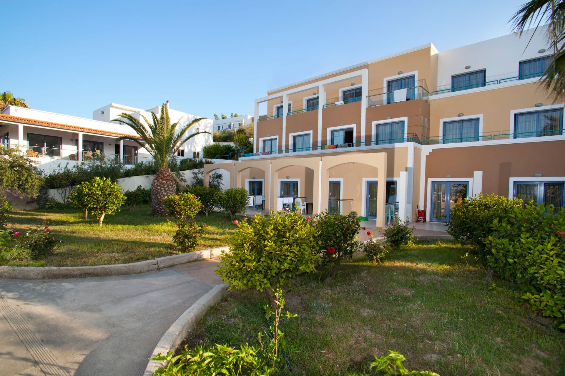 properties-HERMESHKOS-4.jpg