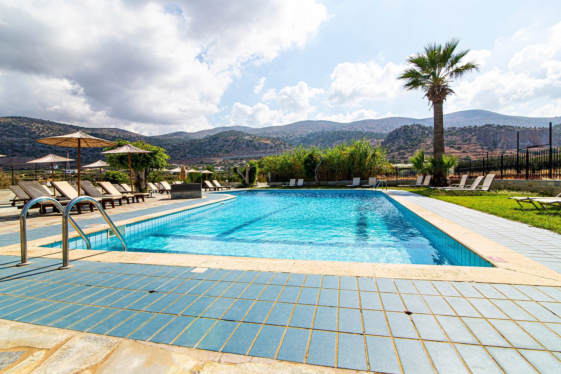 properties-HERMESHTL-1.jpg