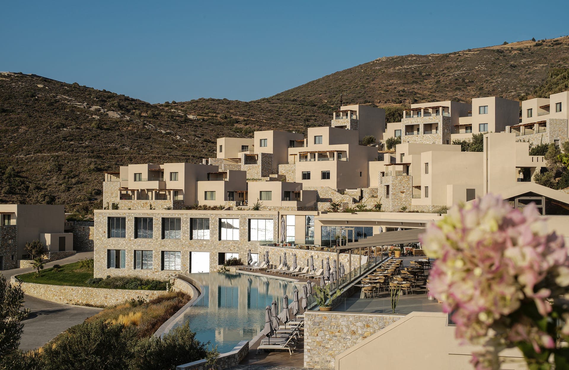 properties-HEROMYLOS-0.jpg