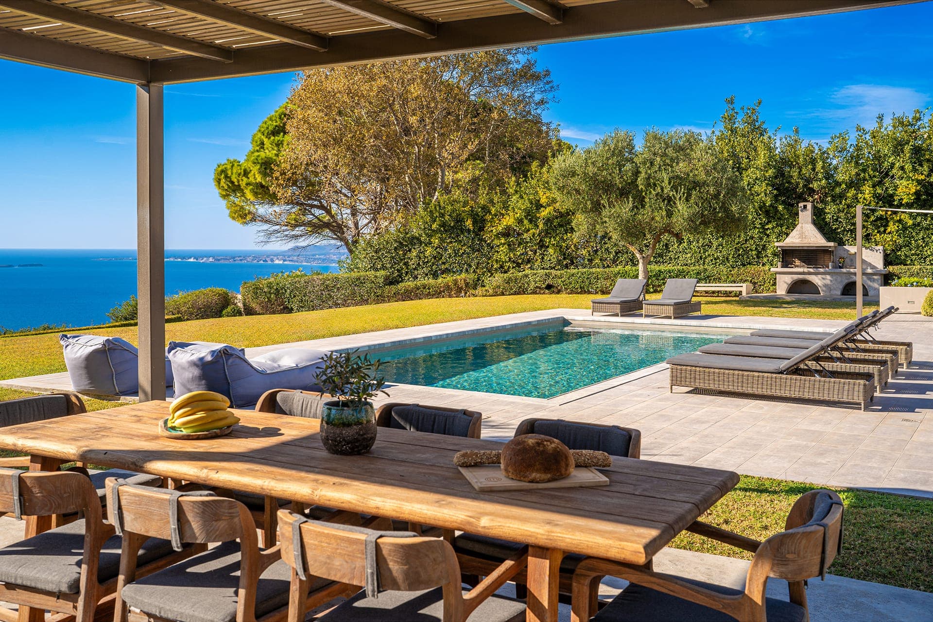properties-HOLIDAYV-1.jpg