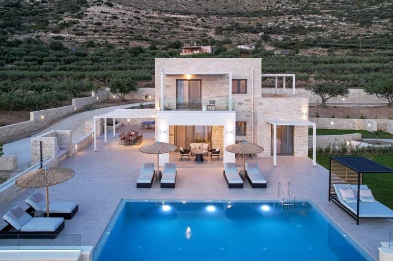 properties-HOLIWAYSMK-1.jpg