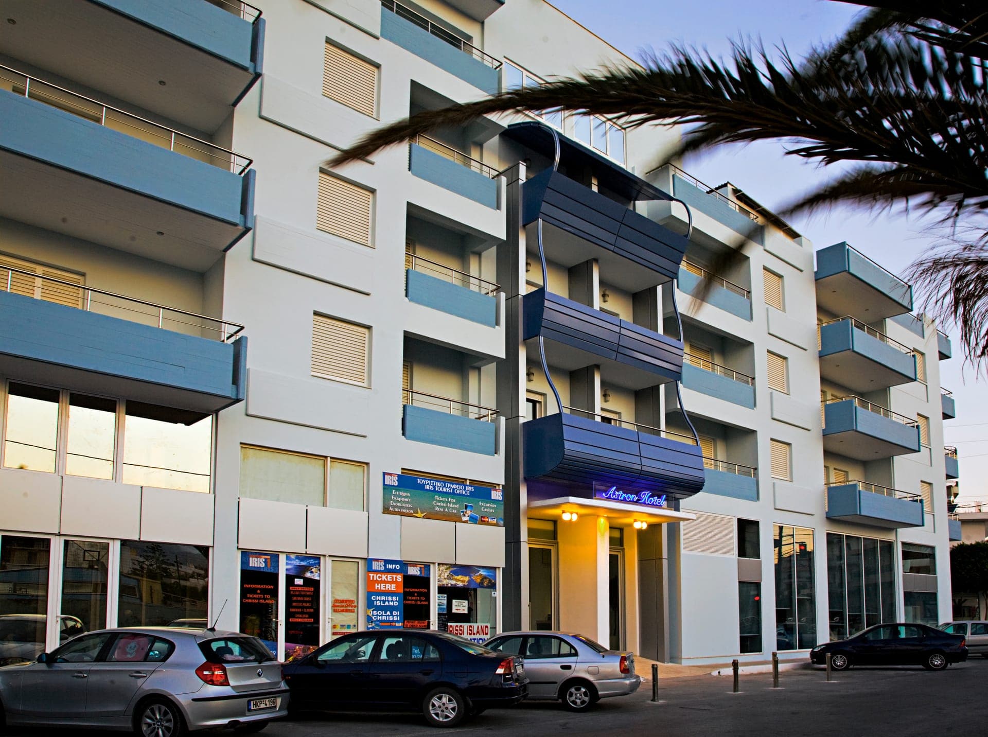properties-HOTELASTRO-3.jpg