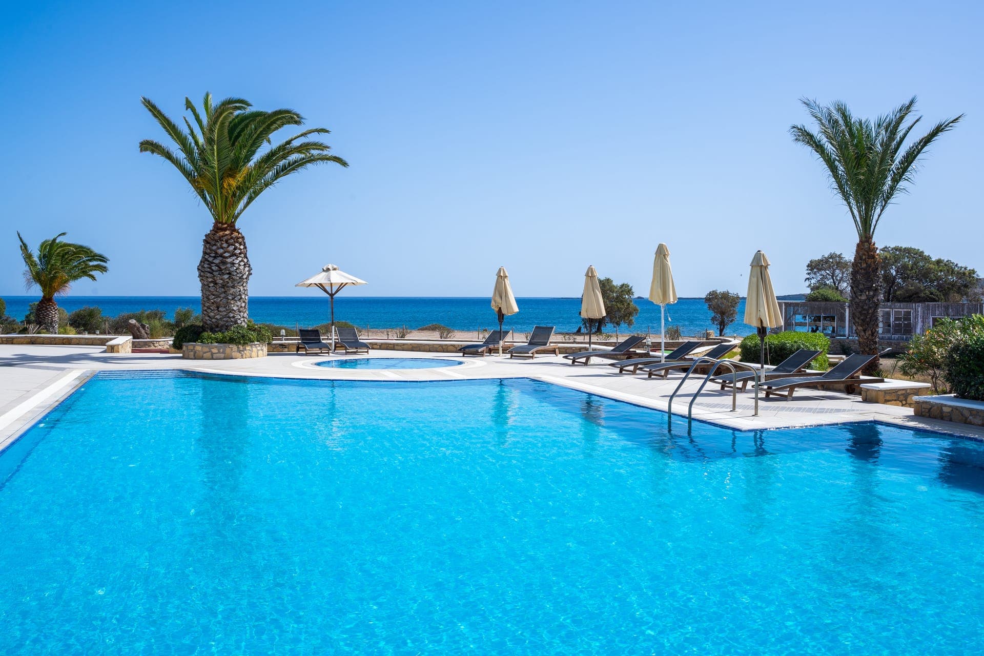 properties-HOTELIRINI-2.jpg