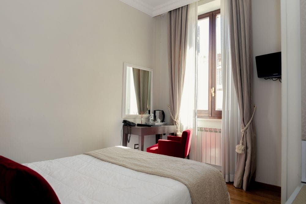 properties-HTLCLITUNN-1.jpg