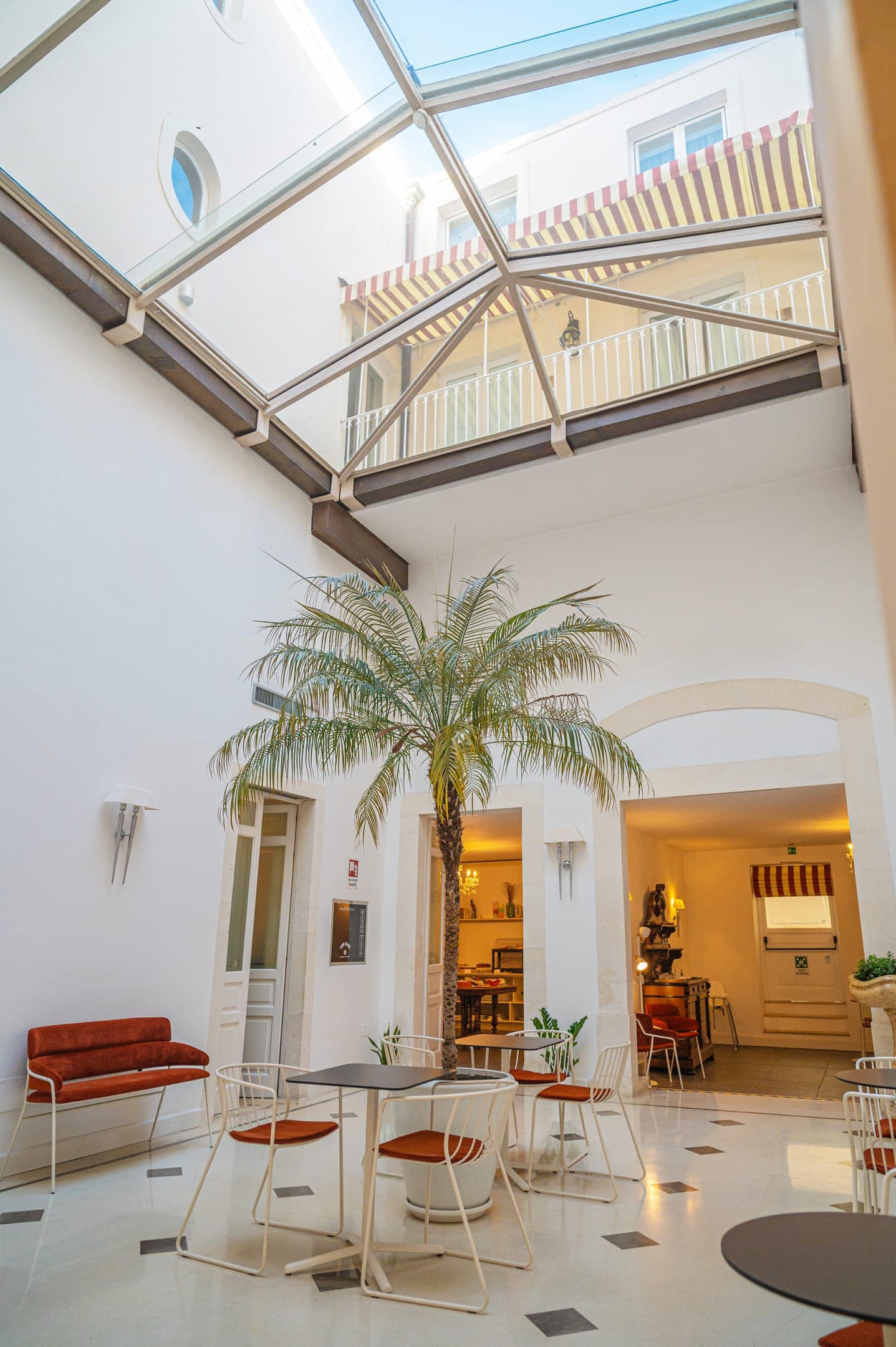 properties-HTLPALAZZO-1.jpg