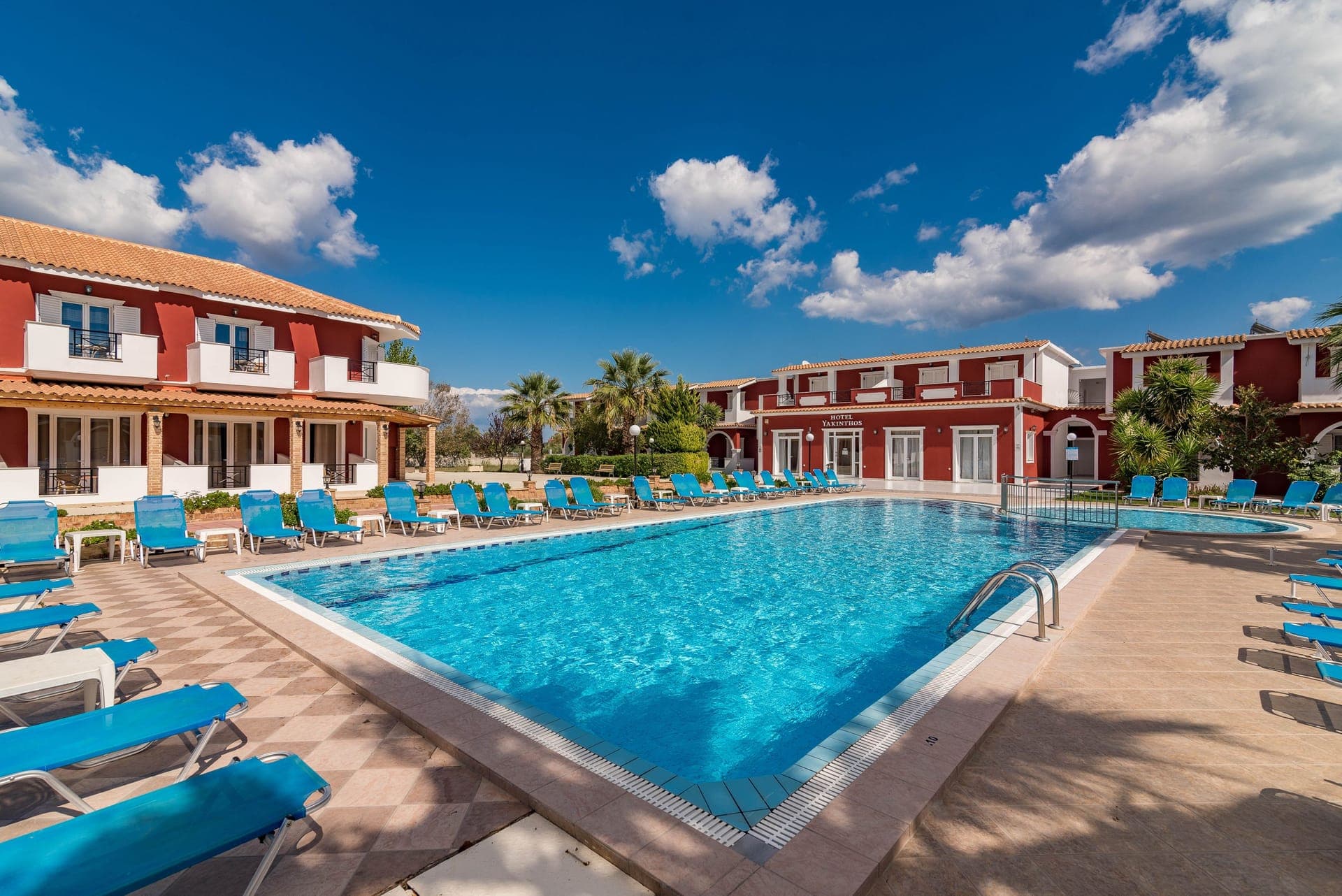 properties-HTLYAKINTH-0.jpg