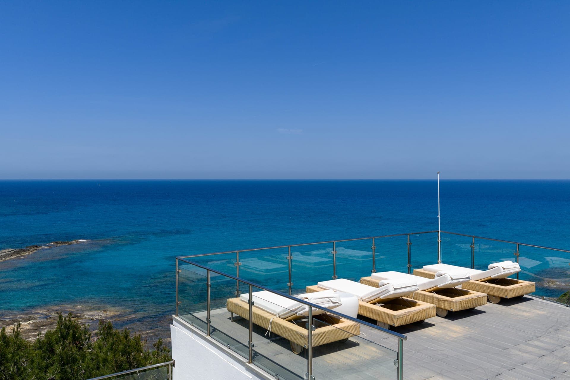 properties-ICARUS-1.jpg