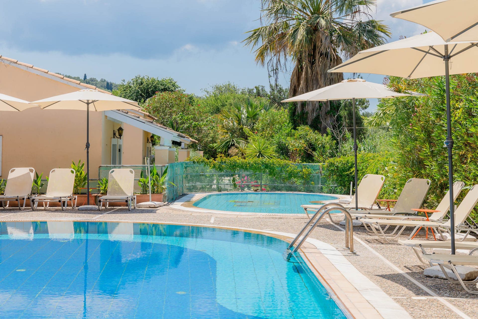 properties-ILENAHOTEL-1.jpg