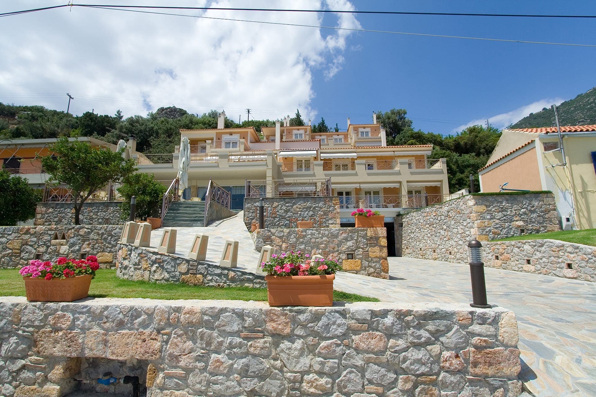 properties-ILIAMARE-4.jpg