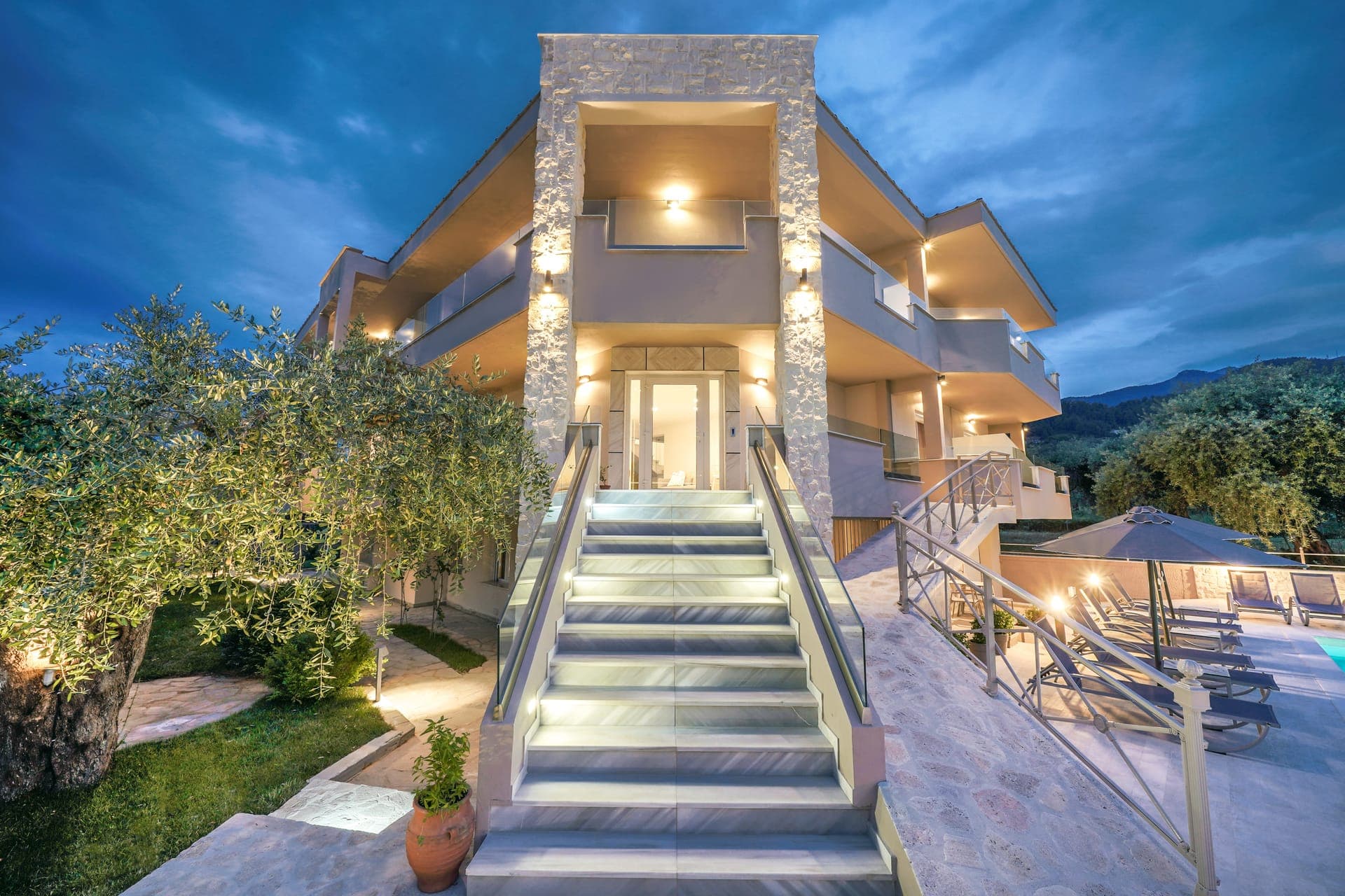 properties-ILIOMAGIC-2.jpg