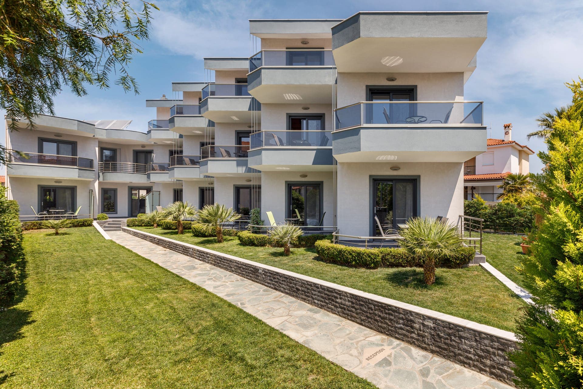 properties-ILISVILLAS-0.jpg
