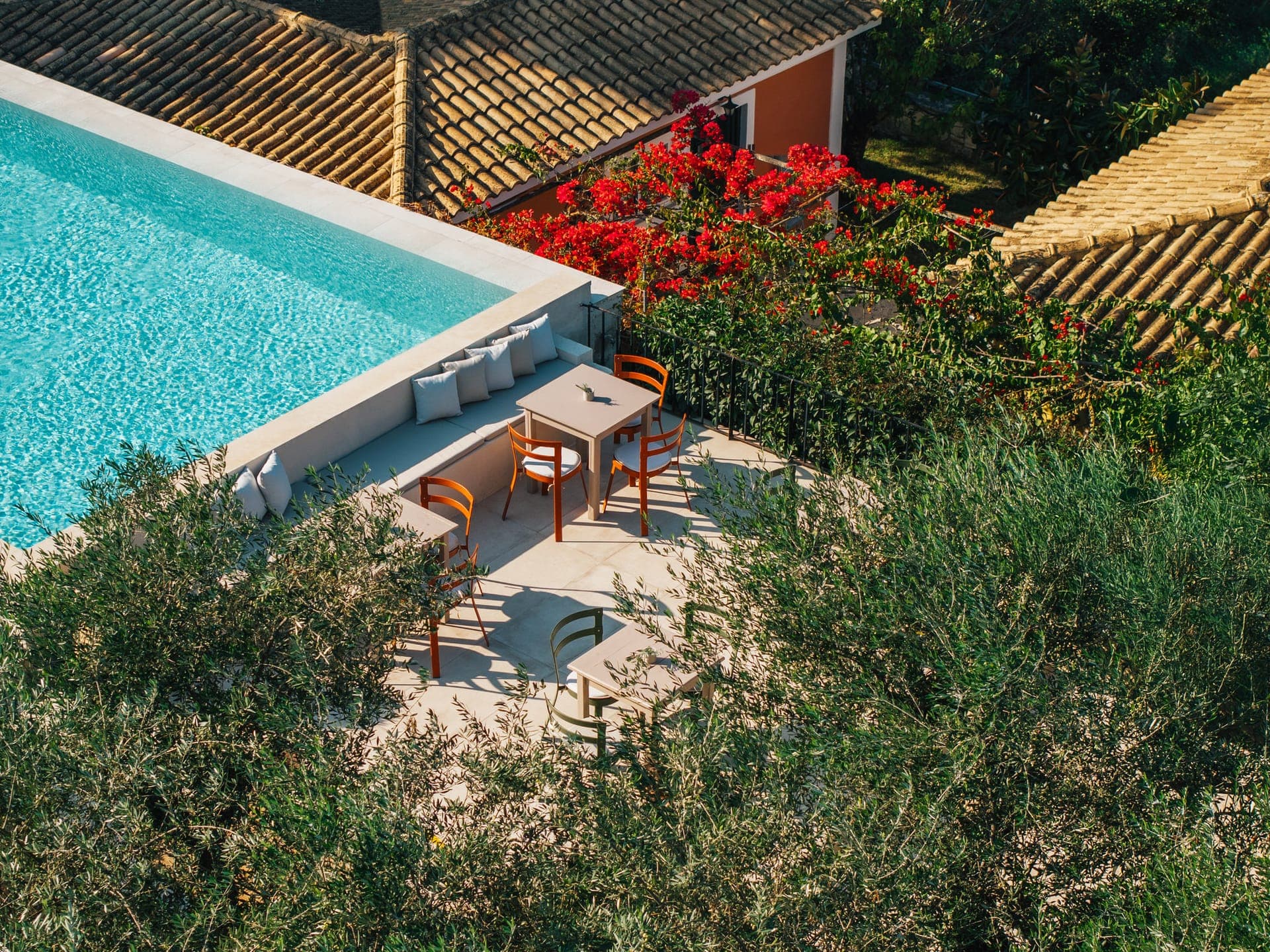 properties-ILYESSA-0.jpg