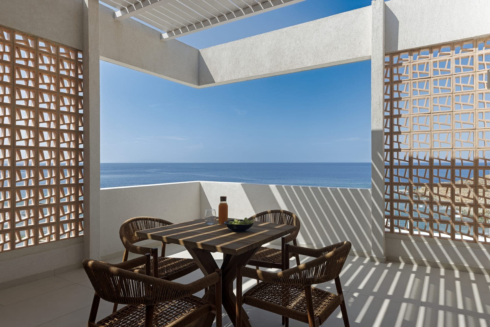 properties-INFITINOS-0.jpg