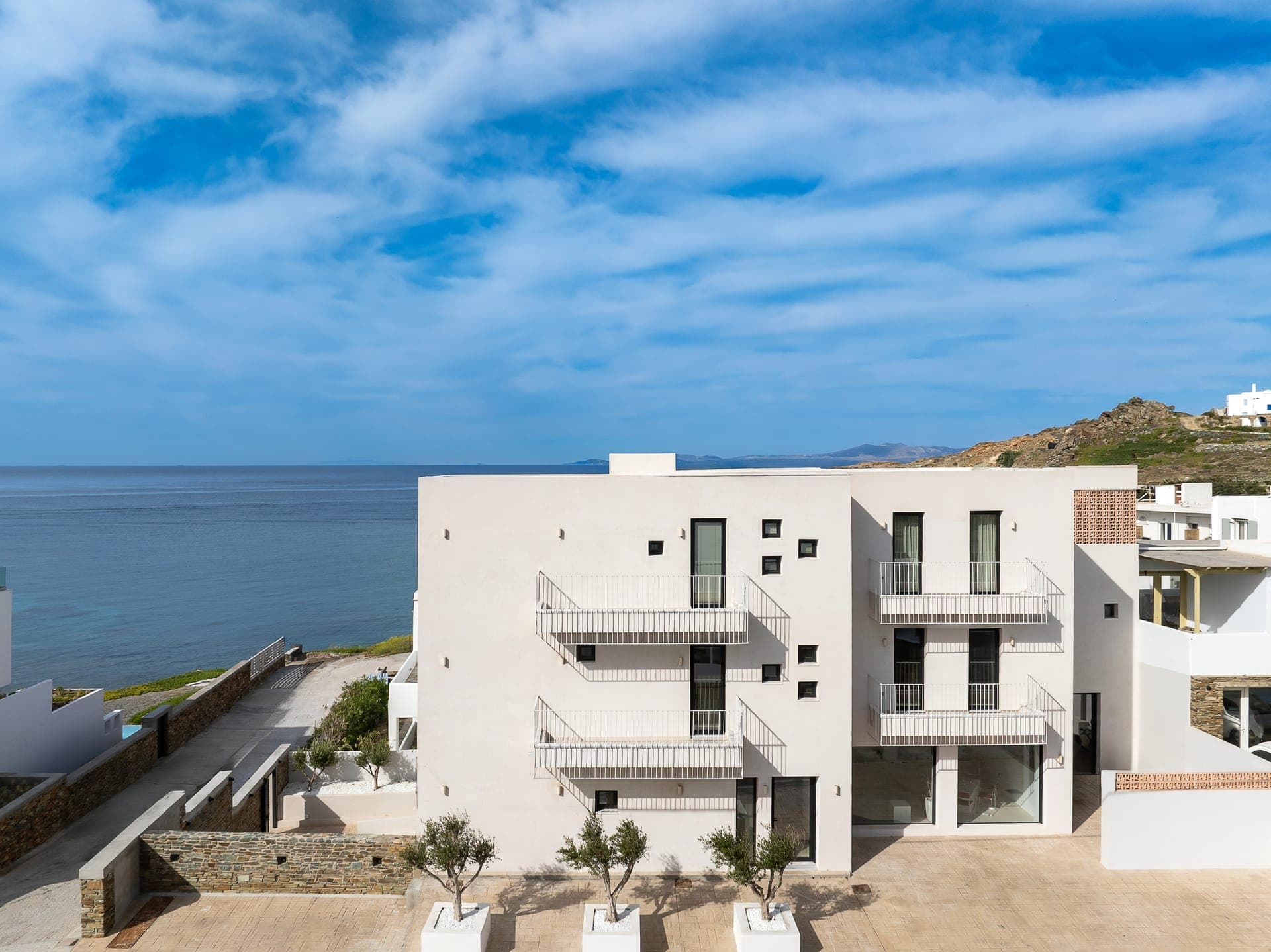 properties-INFITINOS-1.jpg