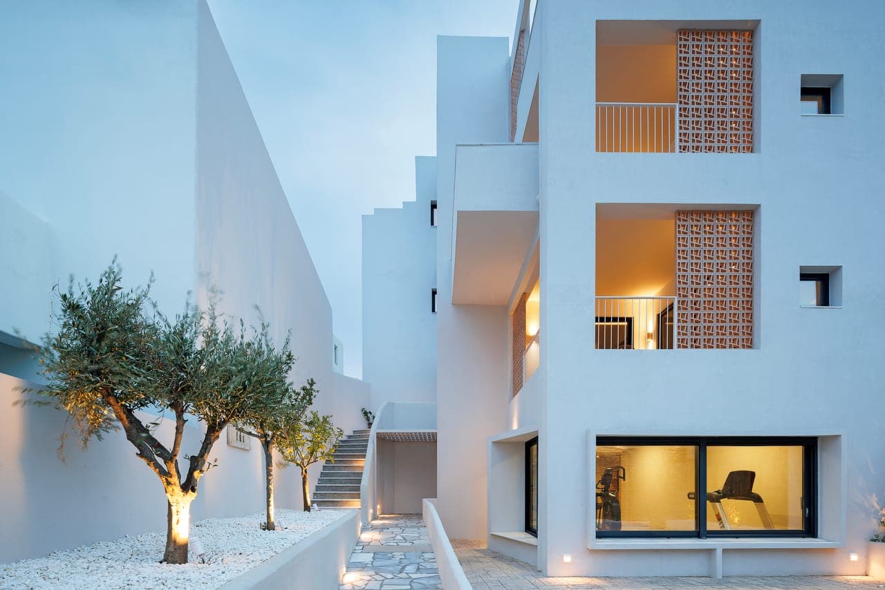 properties-INFITINOS-3.jpg