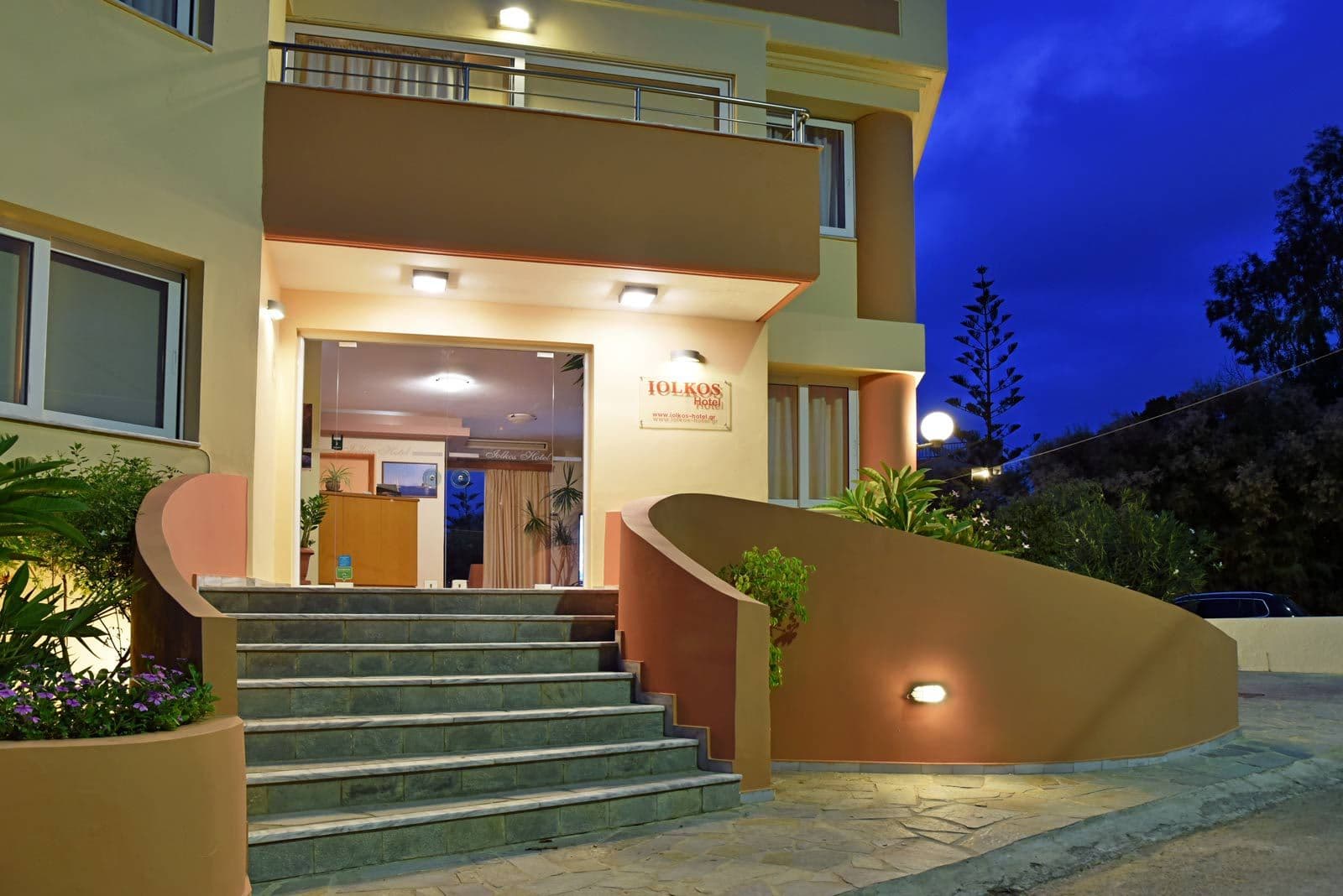 properties-IOLKOS-2.jpg