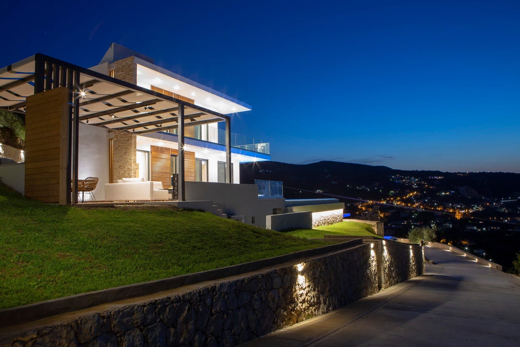 properties-IONGEMS-0.jpg
