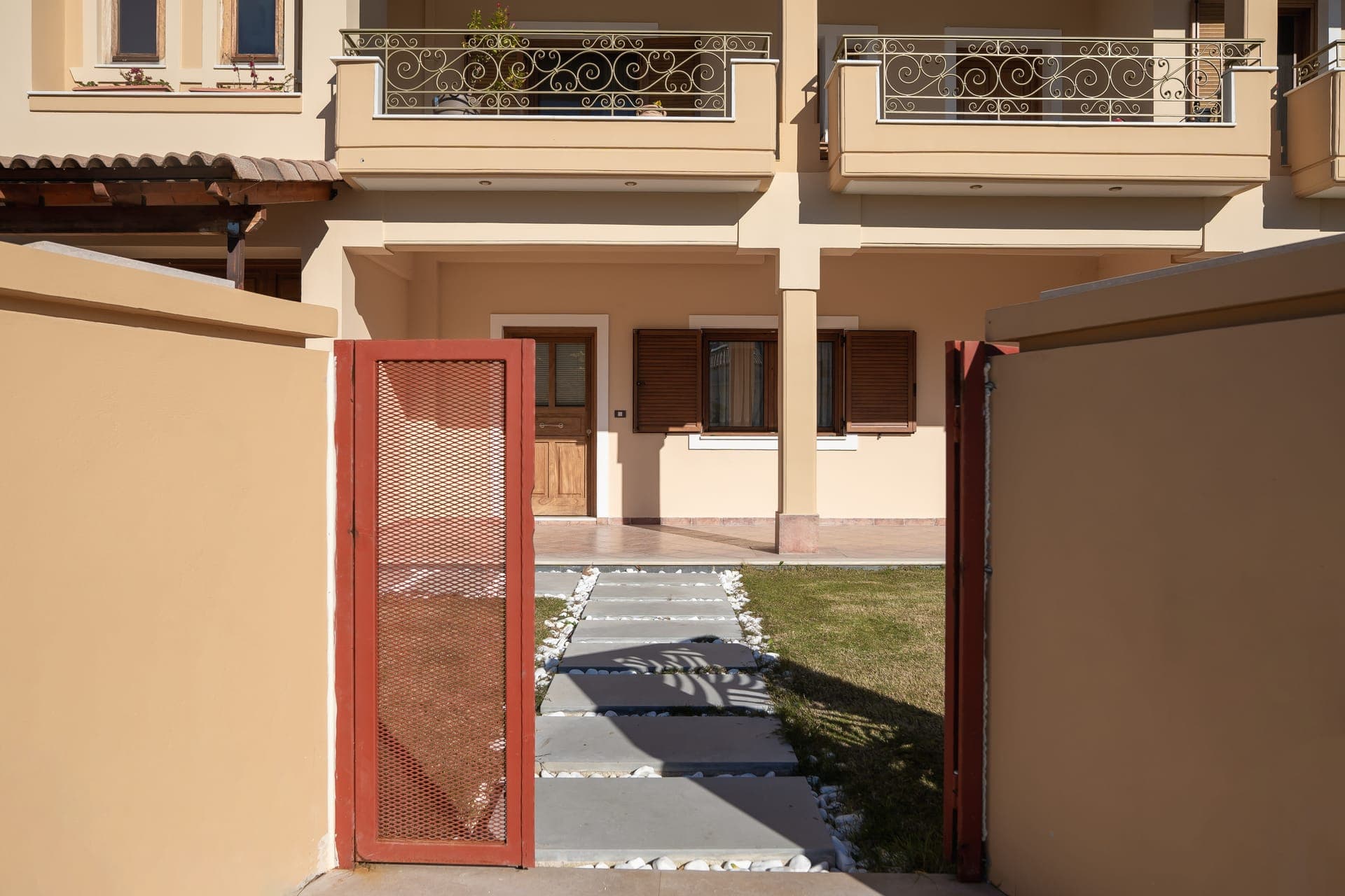 properties-IONIANCOLL-2.jpg