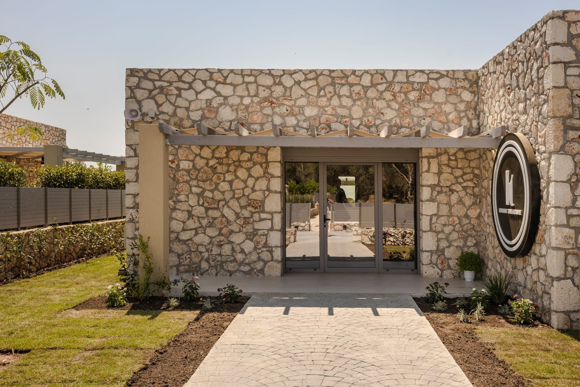 properties-IONIANTR-1.jpg