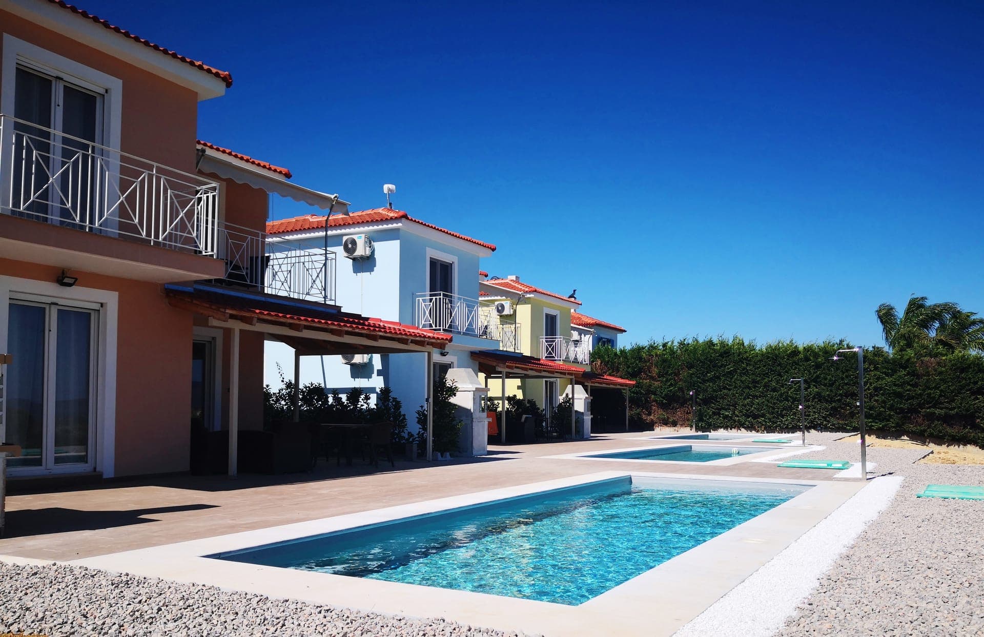 properties-IRIDIA-1.jpg