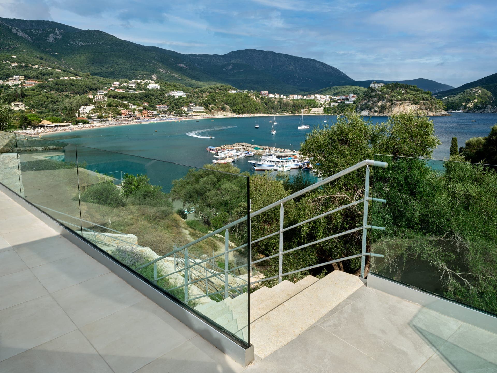 properties-ISAVORIA-1.jpg